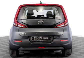 Подержанный автомобиль Kia Soul 2019 года (6 фото)