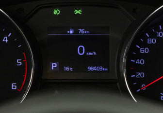 Подержанный автомобиль Kia Carnival 2018 года (13 фото)