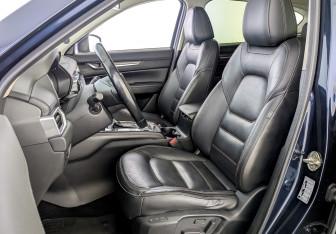 Подержанный автомобиль Mazda CX-5 2018 года (18 фото)