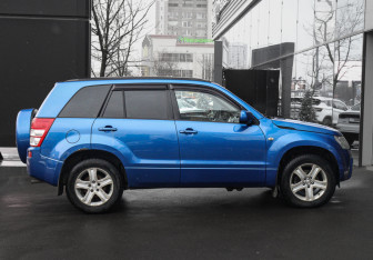 Подержанный автомобиль Suzuki Grand Vitara 2007 года (4 фото)