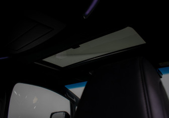 Подержанный автомобиль Toyota Alphard 2021 года (24 фото)