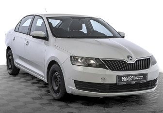 Подержанный автомобиль Skoda Rapid Liftback 2017 года (3 фото)