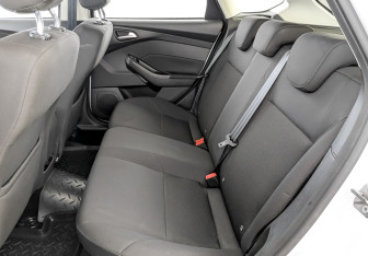 Подержанный автомобиль Ford Focus Hatchback 2018 года (12 фото)