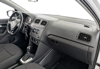 Подержанный автомобиль Volkswagen Polo Sedan 2019 года (11 фото)