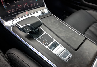 Подержанный автомобиль Audi A7 2018 года (29 фото)