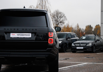 Подержанный автомобиль Land Rover Range Rover 2018 года (43 фото)