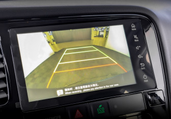 Подержанный автомобиль Mitsubishi Outlander 2022 года (26 фото)