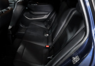 Подержанный автомобиль BMW X1 2012 года (10 фото)