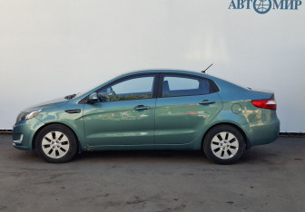 Подержанный автомобиль Kia Rio Sedan 2012 года (8 фото)