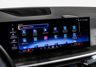 Подержанный автомобиль BMW X7 2024 года (27 фото)