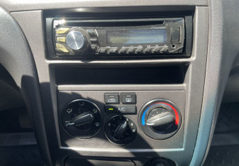 Подержанный автомобиль Hyundai Elantra Sedan 2008 года (14 фото)