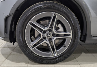 Подержанный автомобиль Mercedes-Benz GLC Coupe 2021 года (12 фото)