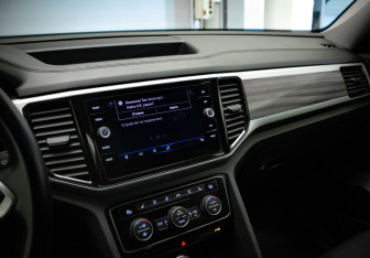 Подержанный автомобиль Volkswagen Teramont 2021 года (20 фото)