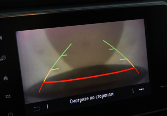 Подержанный автомобиль Renault Arkana 2021 года (13 фото)