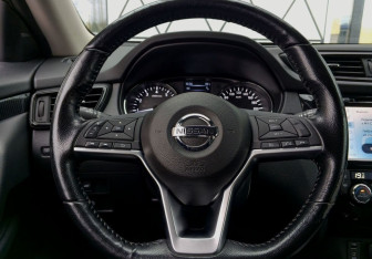 Подержанный автомобиль Nissan X-Trail 2020 года (13 фото)
