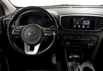 Подержанный автомобиль Kia Sportage 2019 года (21 фото)