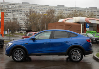 Подержанный автомобиль Renault Arkana 2021 года (6 фото)