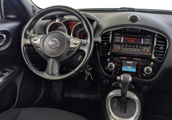 Подержанный автомобиль Nissan Juke 2014 года (25 фото)