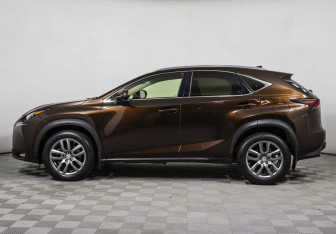 Подержанный автомобиль Lexus NX 2016 года (8 фото)