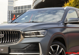 Подержанный автомобиль Geely Monjaro 2024 года (29 фото)