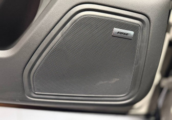 Новый Porsche Macan 2025 (13 фото)