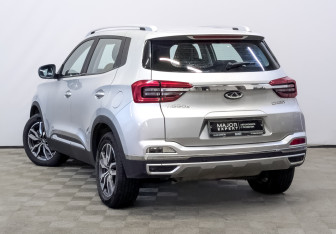 Подержанный автомобиль Chery Tiggo 4 2022 года (7 фото)