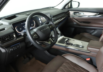 Подержанный автомобиль Exeed VX 2023 года (13 фото)