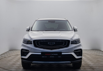 Подержанный автомобиль Geely Atlas Pro 2022 года (8 фото)