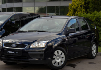 Подержанный автомобиль Ford Focus Wagon 2006 года (20 фото)