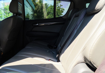 Подержанный автомобиль Chevrolet TrailBlazer 2013 года (8 фото)