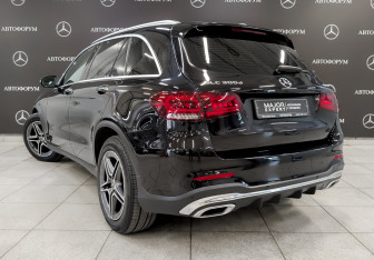 Подержанный автомобиль Mercedes-Benz GLC Coupe 2021 года (7 фото)