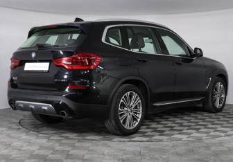 Подержанный автомобиль BMW X3 2020 года (2 фото)