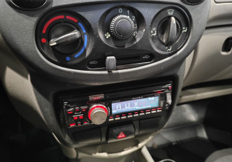 Подержанный автомобиль LADA (ВАЗ) Kalina Sedan 2008 года (13 фото)