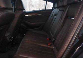 Подержанный автомобиль Mazda 6 Sedan 2023 года (10 фото)