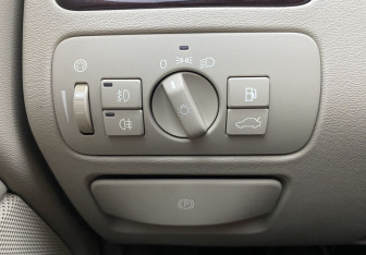 Подержанный автомобиль Volvo S80 2007 года (14 фото)