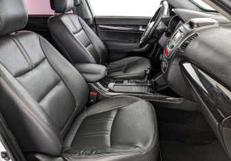 Подержанный автомобиль Kia Sorento 2019 года (23 фото)