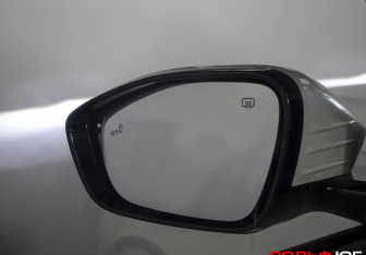 Подержанный автомобиль Changan UNI-K 2023 года (17 фото)