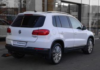 Подержанный автомобиль Volkswagen Tiguan 2013 года (5 фото)