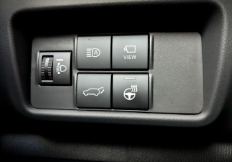 Подержанный автомобиль Toyota Highlander 2025 года (29 фото)