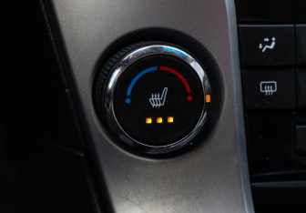 Подержанный автомобиль Chevrolet Cruze Sedan 2012 года (14 фото)