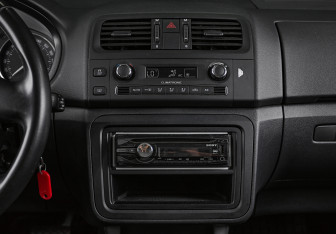 Подержанный автомобиль Skoda Fabia Hatchback 2011 года (12 фото)