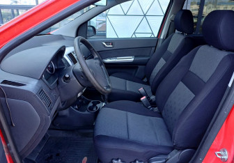 Подержанный автомобиль Hyundai Getz 2009 года (17 фото)