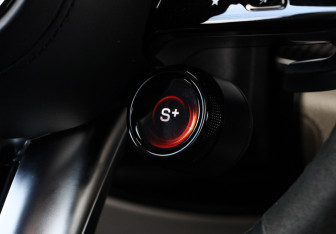 Подержанный автомобиль Mercedes-Benz GLE AMG 2023 года (30 фото)