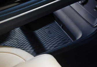 Подержанный автомобиль Voyah Free 2022 года (21 фото)