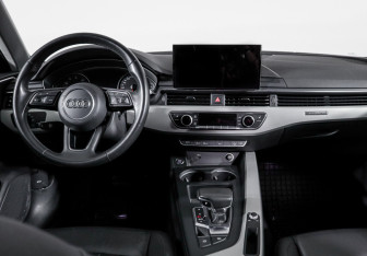 Подержанный автомобиль Audi A4 allroad 2020 года (12 фото)