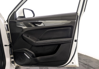 Подержанный автомобиль Haval Jolion 2023 года (24 фото)