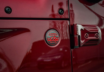 Подержанный автомобиль Jeep Wrangler 2021 года (21 фото)