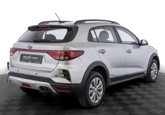 Подержанный автомобиль Kia Rio Hatchback 2021 года (5 фото)