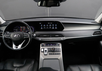 Подержанный автомобиль Hyundai Palisade 2022 года (13 фото)