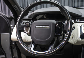 Подержанный автомобиль Land Rover Range Rover Velar 2020 года (16 фото)